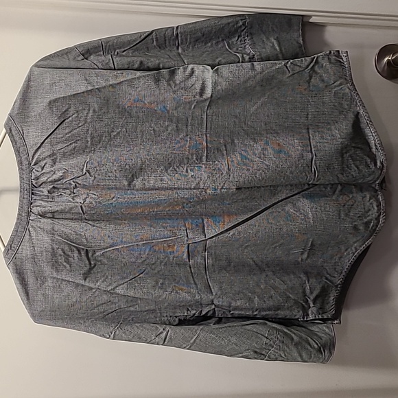 EUC s.1 Sandro shirt - Picture 5 of 5